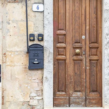 Sognare Nel Castello Hotel Monteriggioni Ngoại thất bức ảnh