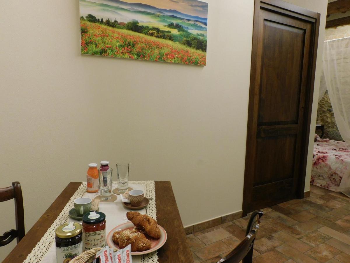 Sognare Nel Castello Hotel Monteriggioni Ngoại thất bức ảnh
