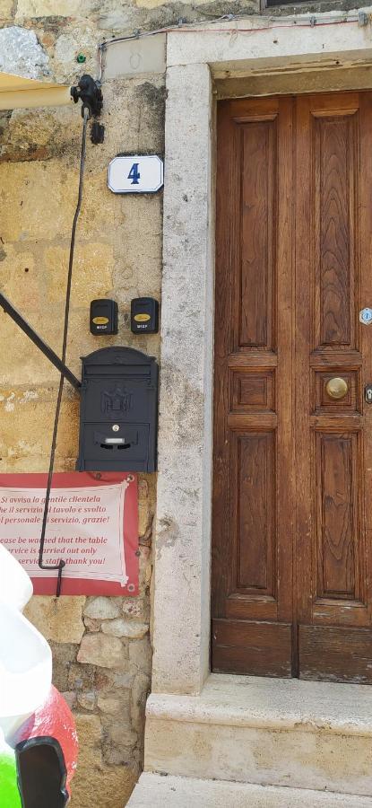 Sognare Nel Castello Hotel Monteriggioni Ngoại thất bức ảnh