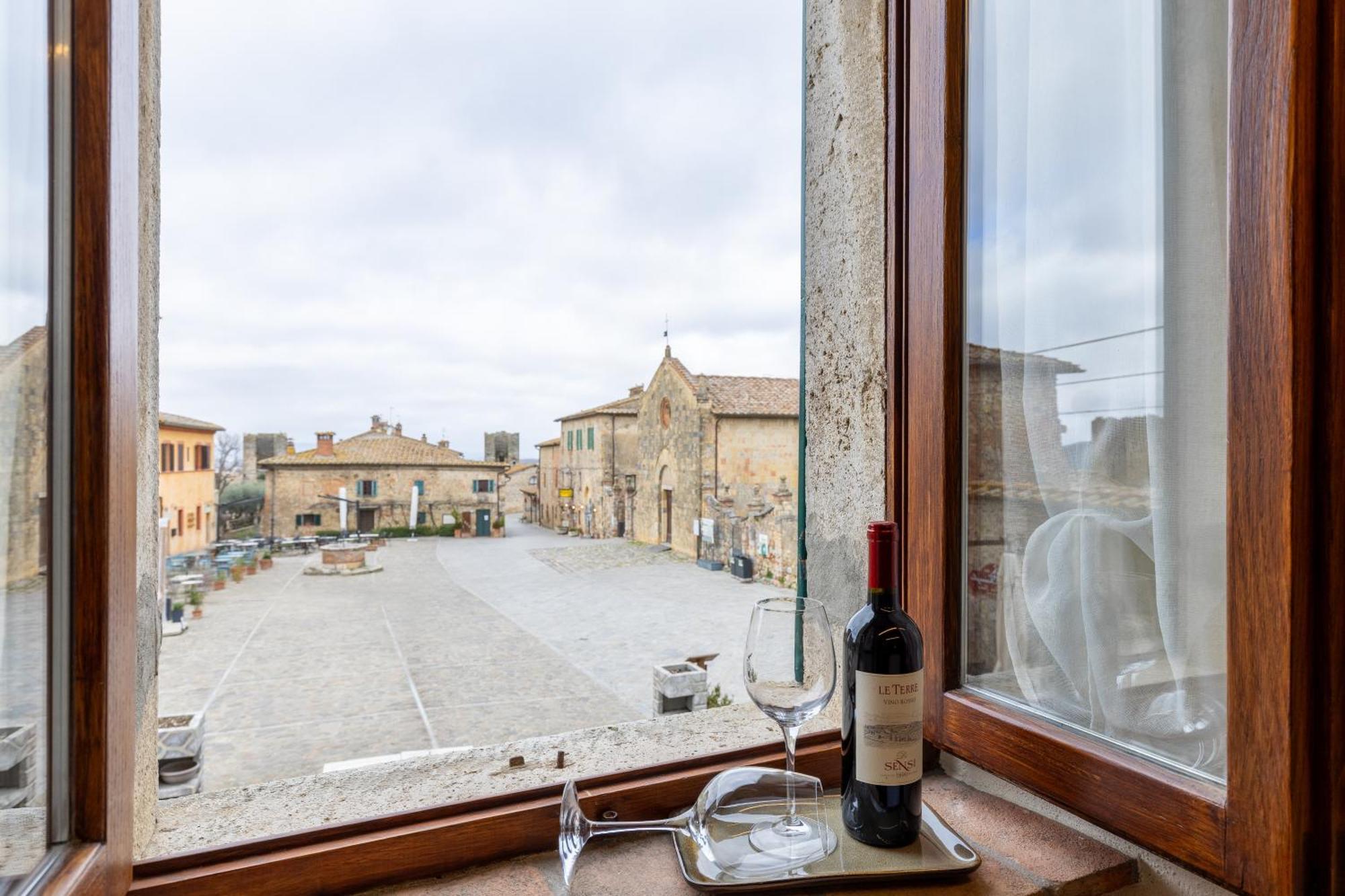 Sognare Nel Castello Hotel Monteriggioni Ngoại thất bức ảnh
